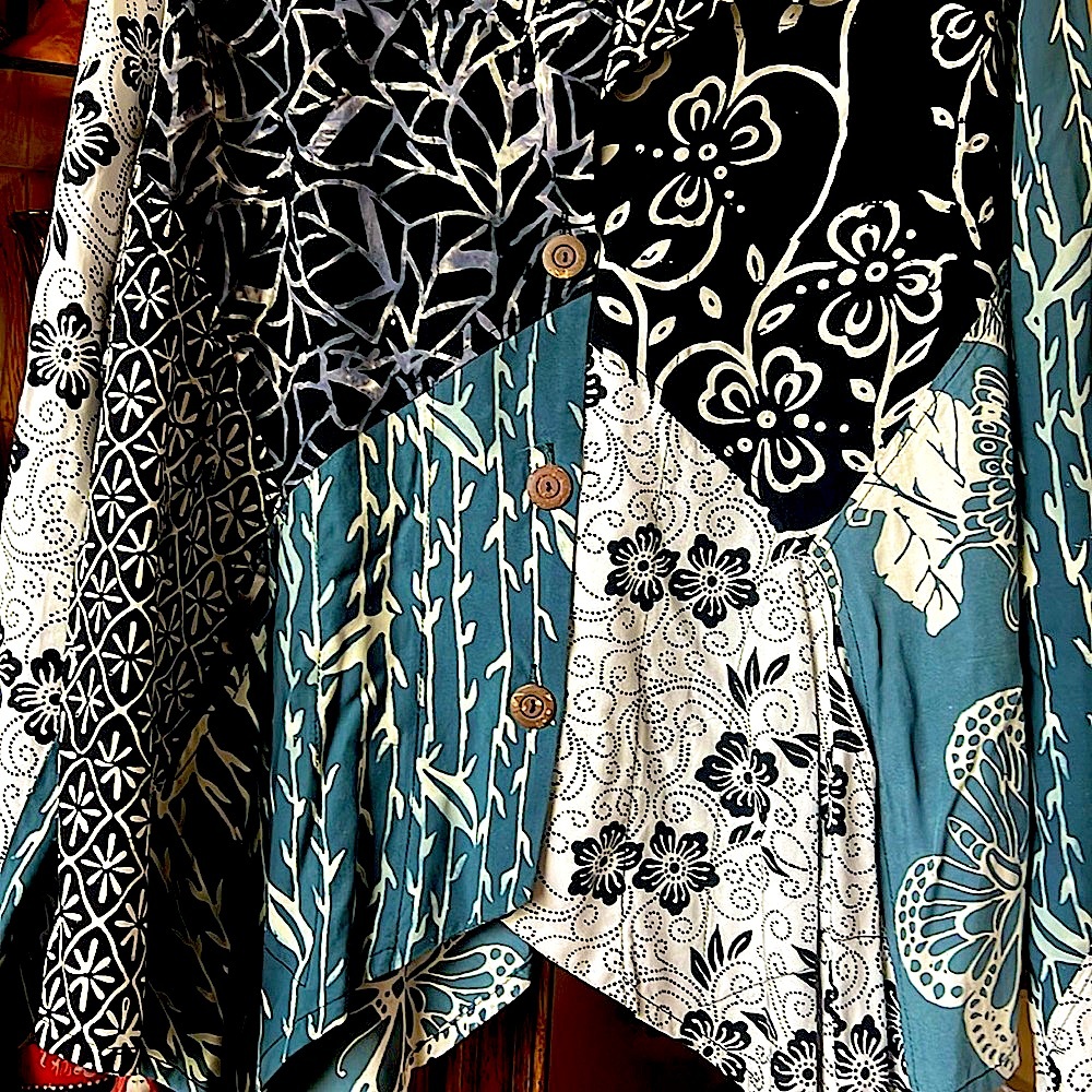 PristineWILDTHING CHICO Of CAWhiteBlackSoftTealGeomatric&Flower L/XL.Versatile - Picture 5 of 13